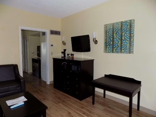 Best Western Plus Deerfield Beach Hotel & Suites image 5